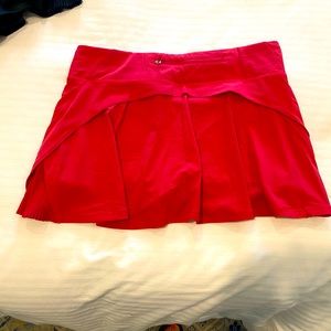 Lululemon Play off the Pleats skirt size 8